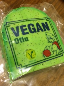 vegan-peynir-otlu-sarımsaklı